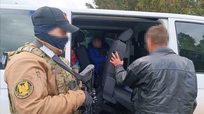 Ukraine's Security Service detains 9 Russian proxies involved in organising sham referendum in Kherson Oblast – photo