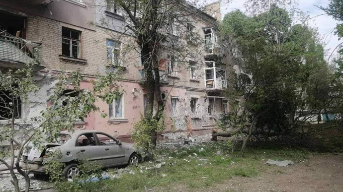 Because of the war, about 800,000 Ukrainians lost their homes