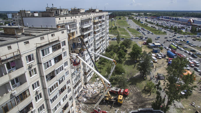 Взрыв в Киеве: соседние дома проверяют на прочность