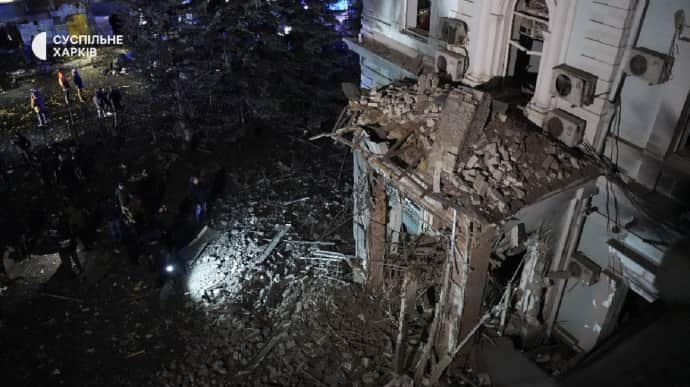 Media shows posts of aftermath of Russian evening attack on Kharkiv – photo