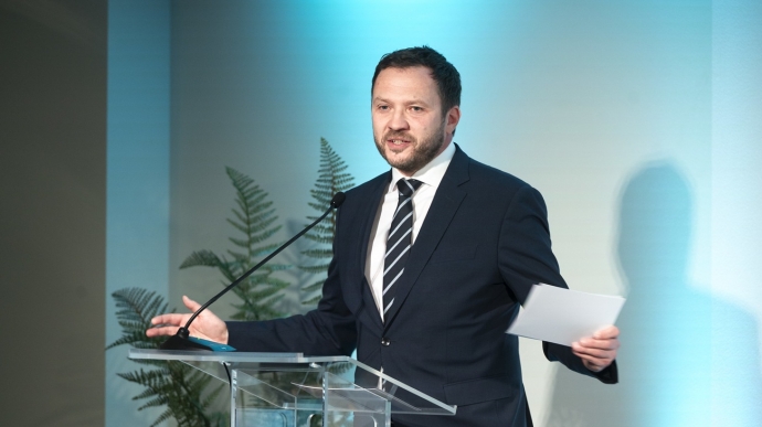 Estonian foreign minister calls for tough sanctions against Russia after large-scale attacks