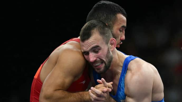 Ukrainian Parviz Nasibov gains incredible victory and advances to Greco-Roman wrestling semi-finals at Paris Olympics 