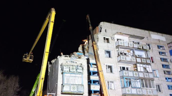 Взрыв на Николаевщине: спасатели продолжают искать двух человек