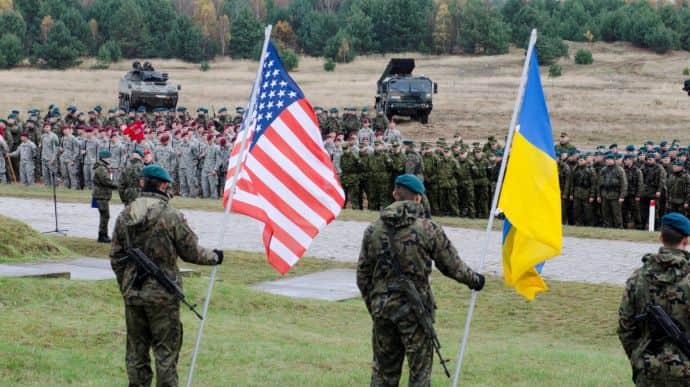 СМИ: США предоставят Украине новый пакет военной помощи на $1,3 млрд