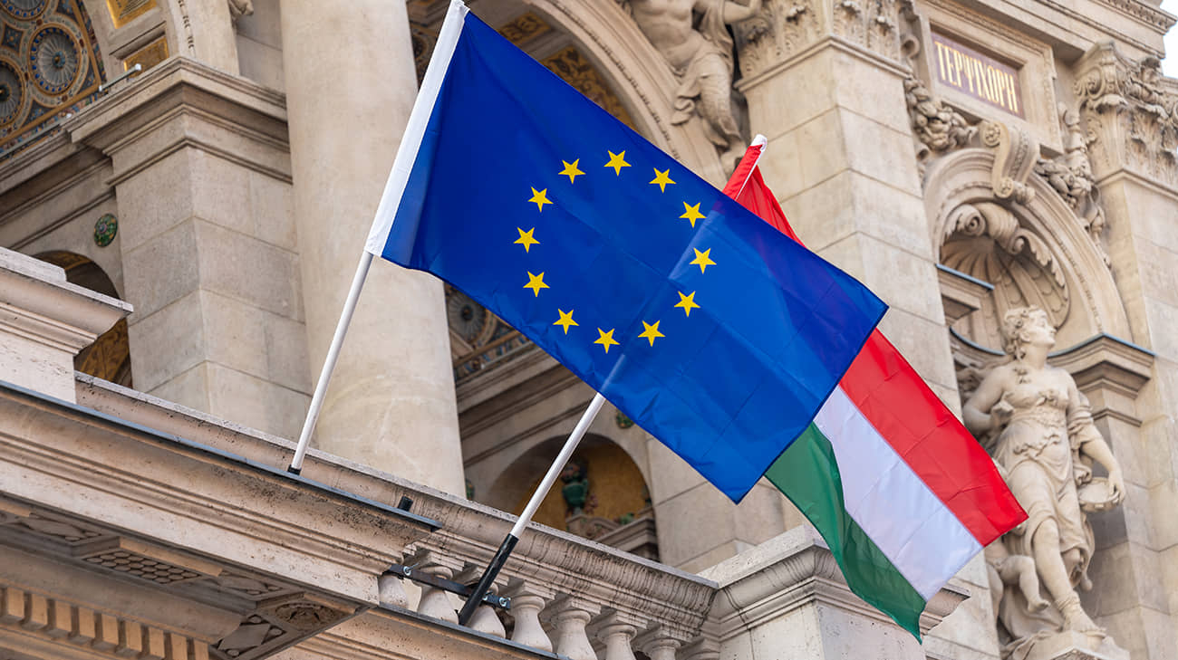 EU considers "nuclear option" as punishment for Hungary if it blocks funds for Ukraine