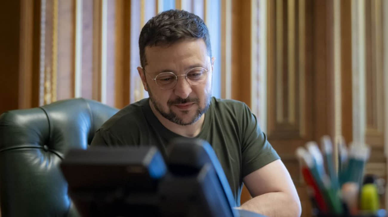 Zelensky first spoke with the new Pope and invited him to Ukraine