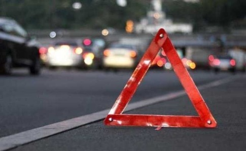 Три людини загинули та 14 отримали травми у ДТП на Чернігівщині