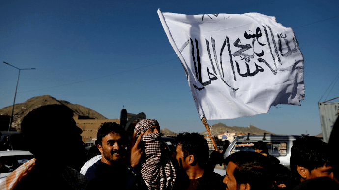 Талибы захватили еще четыре столицы афганских провинций