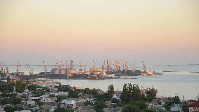 Occupiers plan to export “stolen” grain through reopened port of Berdiansk