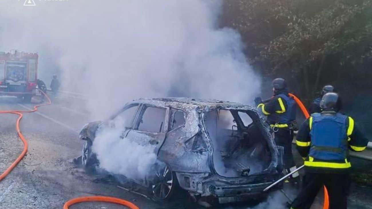 Car burns out and driver injured as drone wreckage falls on road in Kyiv's Holosiivskyi district – photos