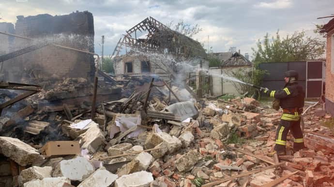 В Волчанске остается до 500 жителей, город под постоянным огнем, погибшая и раненые