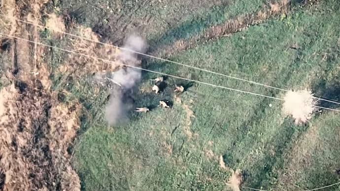 ВСУ показали, как выбили россиян из села с помощью FPV-дронов