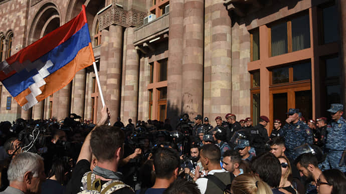 У Єревані почалась нова хвиля протестів після дій Азербайджану в Карабаху