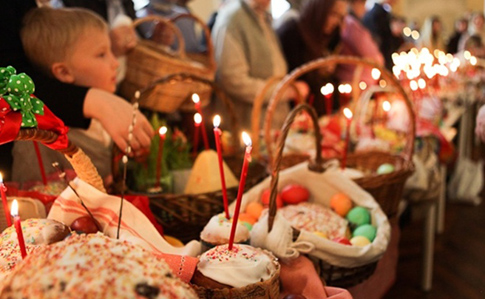 Лише 3% українців збираються йти у церкву на Великдень – офіс Зеленського