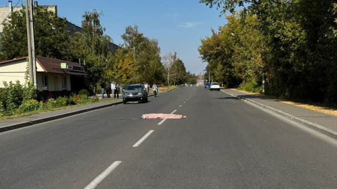 У Ніжині керівник райуправління поліції збив військового, який вибіг на дорогу