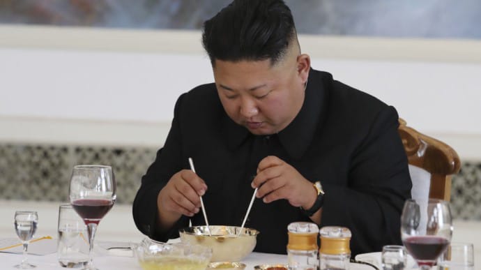 Ким Чен Ын похудел на 20 килограммов – корейская разведка