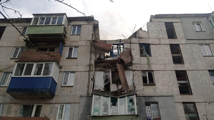 Ніч в областях: у Миколаєві від обстрілів загинув чоловік, на Луганщині – троє поранених 