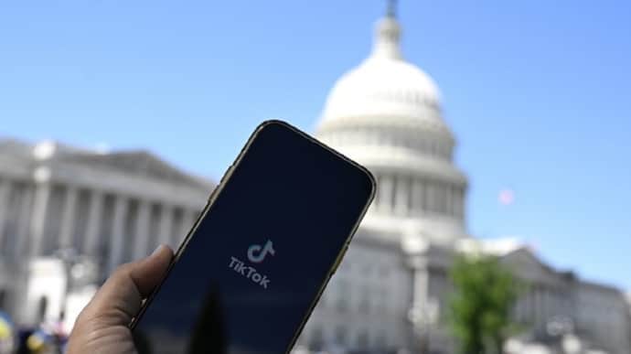 Байден підписав законопроєкт, який може заборонити TikTok у США