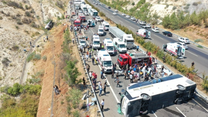В Турции в двух ДТП погибли 32 человека, более 50 пострадавших