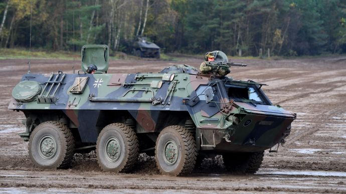 Немецкий концерн Rheinmetall планирует производить БТР Fuchs в Украине