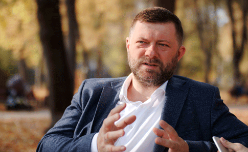 Корниенко: Позиция Зеленского – особый статус в Конституцию не вписывать