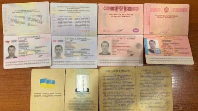 Три фамилии, два гражданства, пять паспортов – у границы с РФ обнаружили нарушителя
