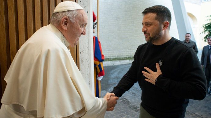 Zelenskyy tells the Pope there can be no equivalence between victim and aggressor