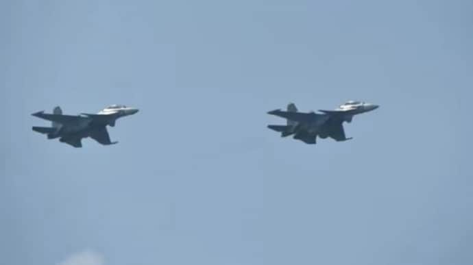 Воздушные силы предупредили об активности вражеской тактической авиации 