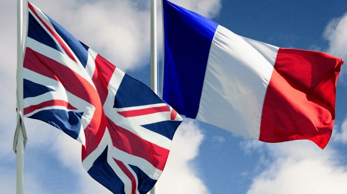 СМИ: Франция отменила встречу с Британией из-за конфликта по Aukus