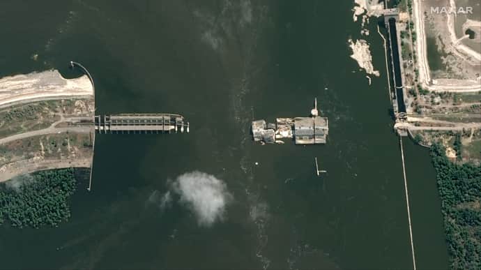 Blowing up of Kakhovka HPP: new satellite images posted