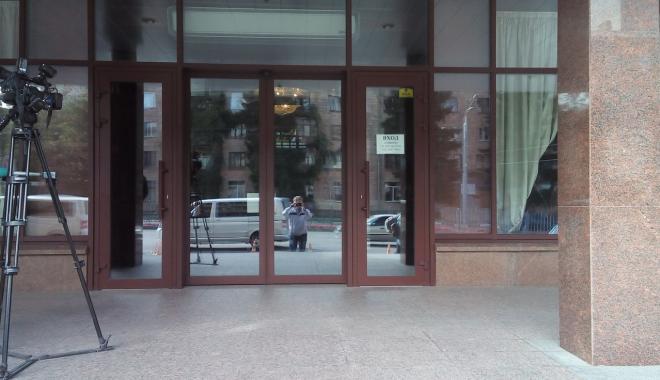 Двері готелю Національ заблокувала СБУ