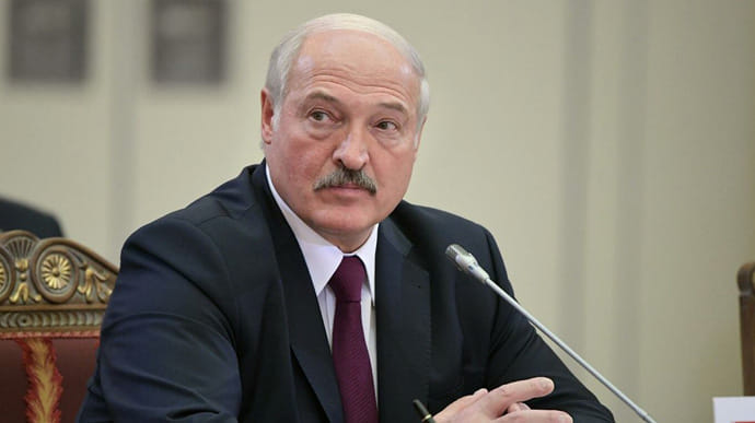 Лукашенко заявив про початок агресії з-за кордону, у тому числі з України