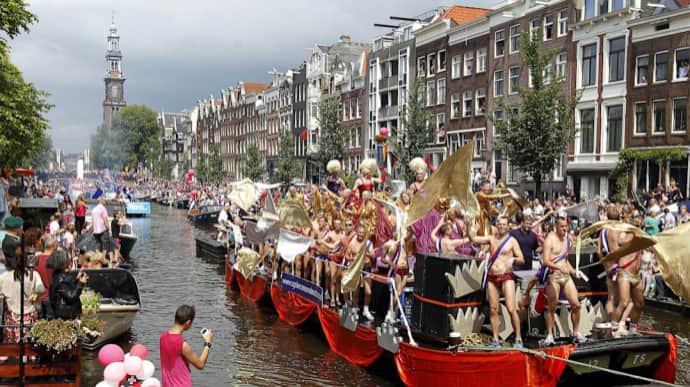 У Нідерландах скасували масштабний гей-парад через коронавірус