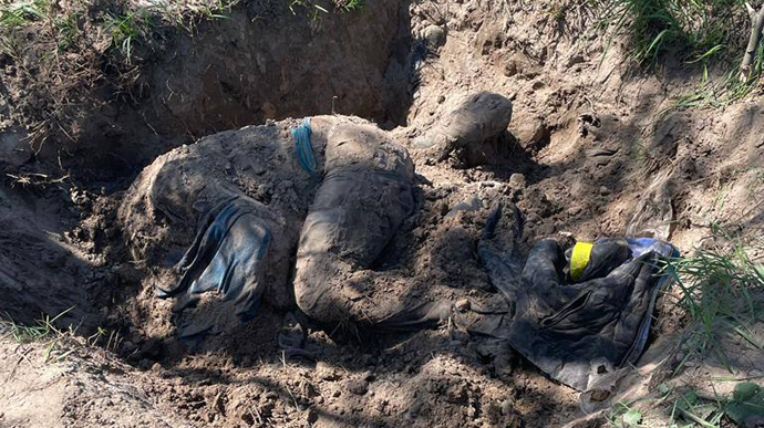 Three more dead bodies were found near Makariv: shot in the head