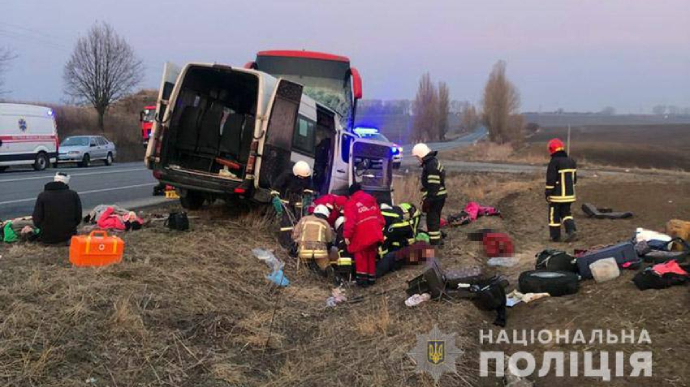 Автобус с беженцами попал в ДТП на Хмельниччине – 7 погибших