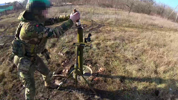 Fortress Bakhmut: Ukrainian border guards arrange fire marathon and capture Russian position