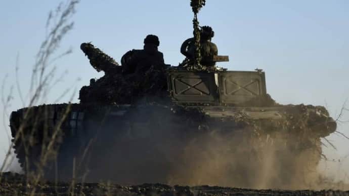 Защитники уничтожили еще более 1100 оккупантов и 16 вражеских танков