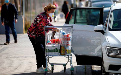 В Італії літню жінку оштрафували за 11 походів в магазин протягом дня