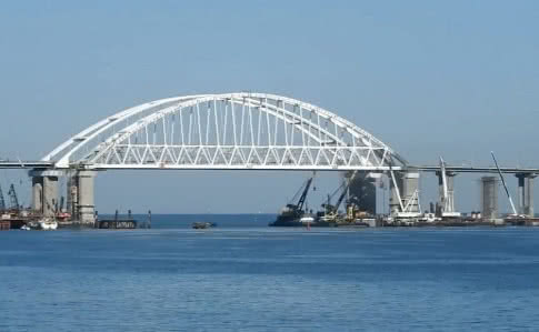 Финляндия отреагировала на запуск РФ поездов по Крымскому мосту