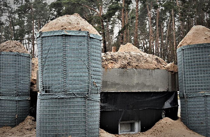 ВСУ показаха бетонни конструкции и укрепления, използвани за защита на Киев