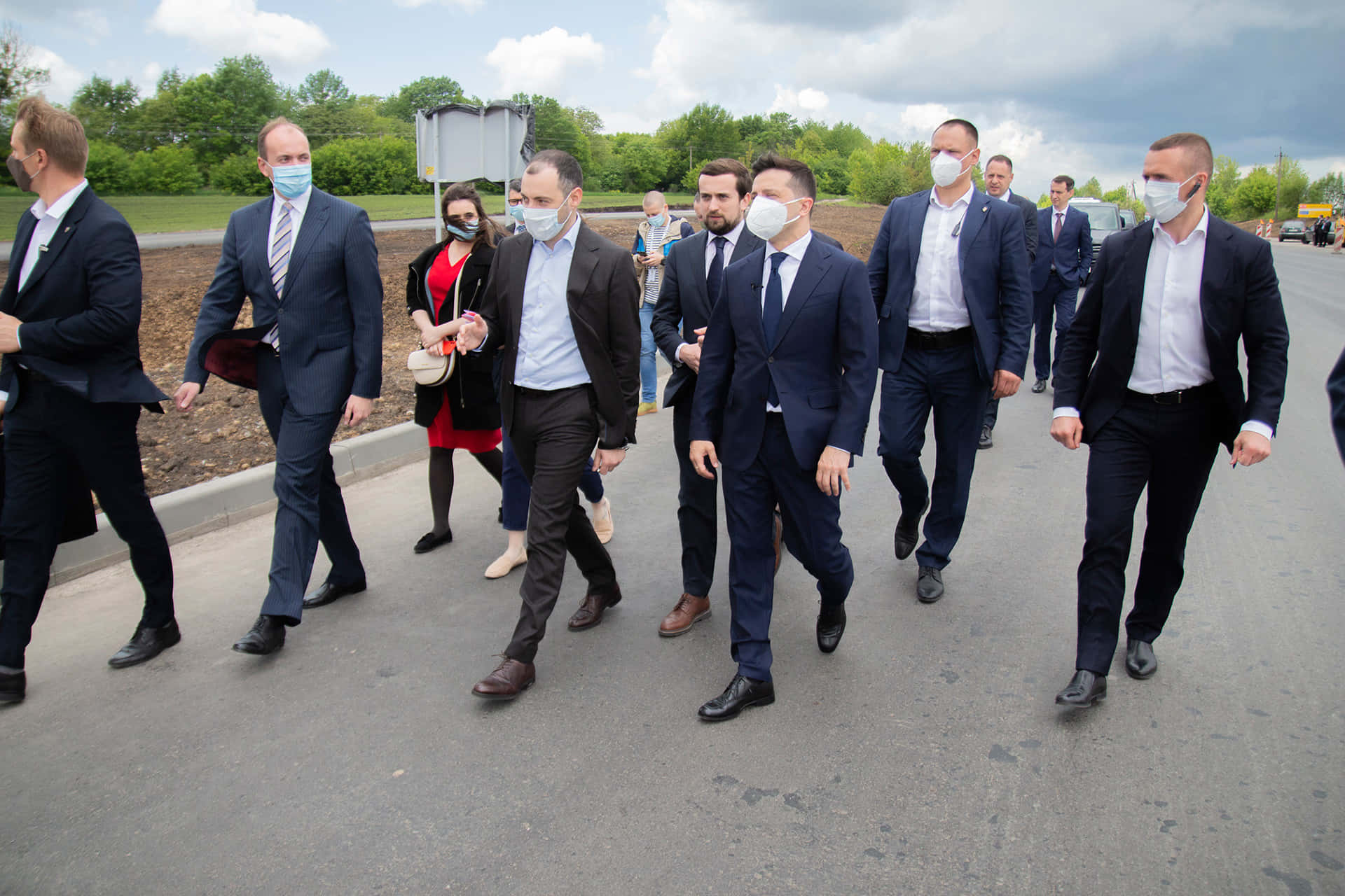 Инспекция дорог – одно из самых популярных занятий всех украинских президентов 