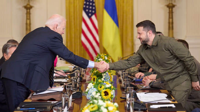 Ukraine and US agree to jointly produce weapons