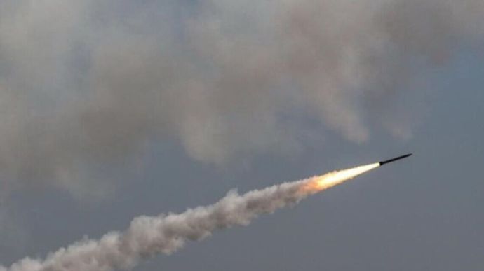 На Львовщине ПВО сбили 4 из 6 ракет, есть попадание в электроподстанцию - ОВА