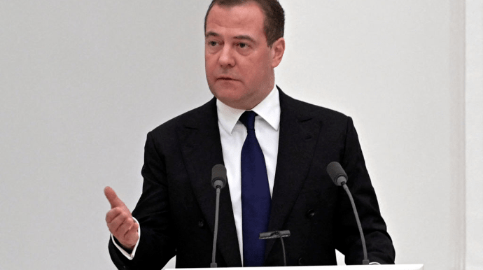 Medvedev comments on Elon Musk's tweets: Good job