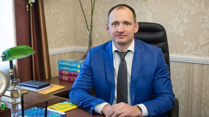 Відсторонений заступник глави ОП Татаров продовжує працювати
