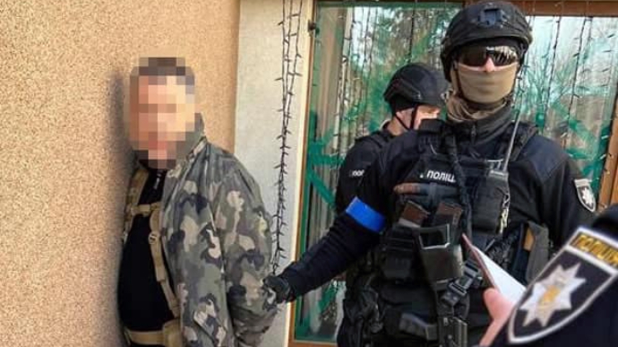 Задержан киевлянин, который с 20 молодчиками с автоматами обезоружил патруль блокпоста
