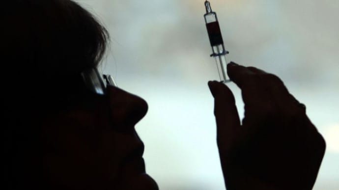 Шахраї продають фальшиву вакцину від коронавірусу – Європол