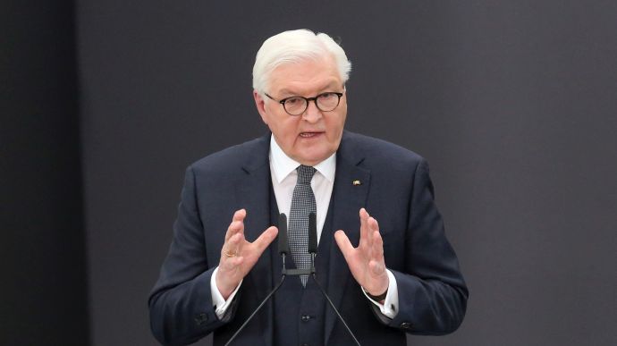 Президент Германии: Украина должна сама принимать решение о возможных переговорах