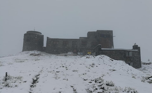 В Карпатах выпал снег, Украине обещают резкое изменение погоды
