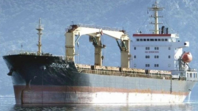 Росіяни викрали моряків вантажного судна у Маріуполі – Денісова